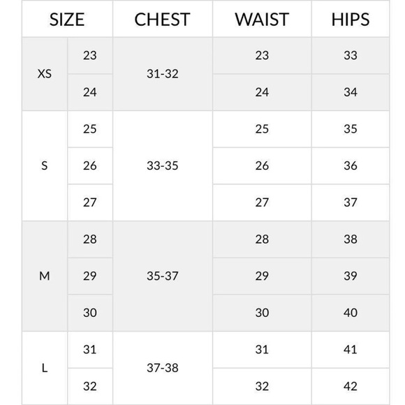 True Religion - Picture 4 of 4